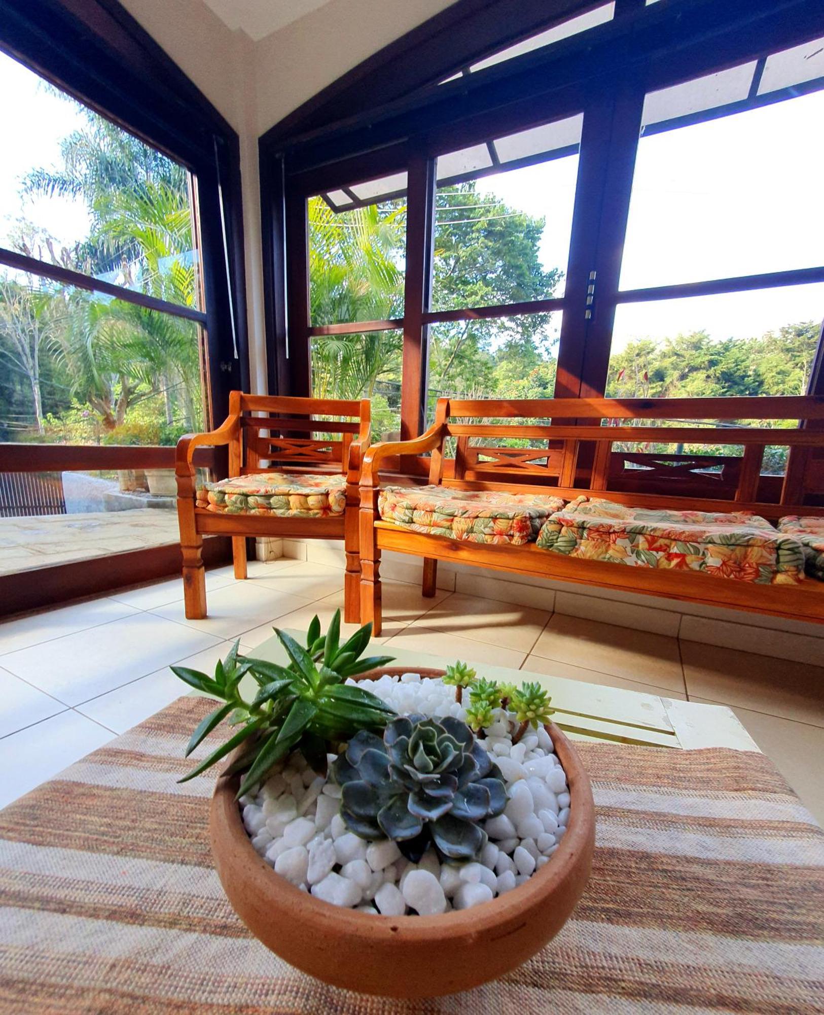 Aconchego De Itaipava - Casa De 3 Quartos, Equipada, Area Kids, Jacuzzi, Pet Friendly, Churrasqueira, Em Meio A Natureza E Proximo Ao Centro Do Bairro Petrópolis Eksteriør bilde