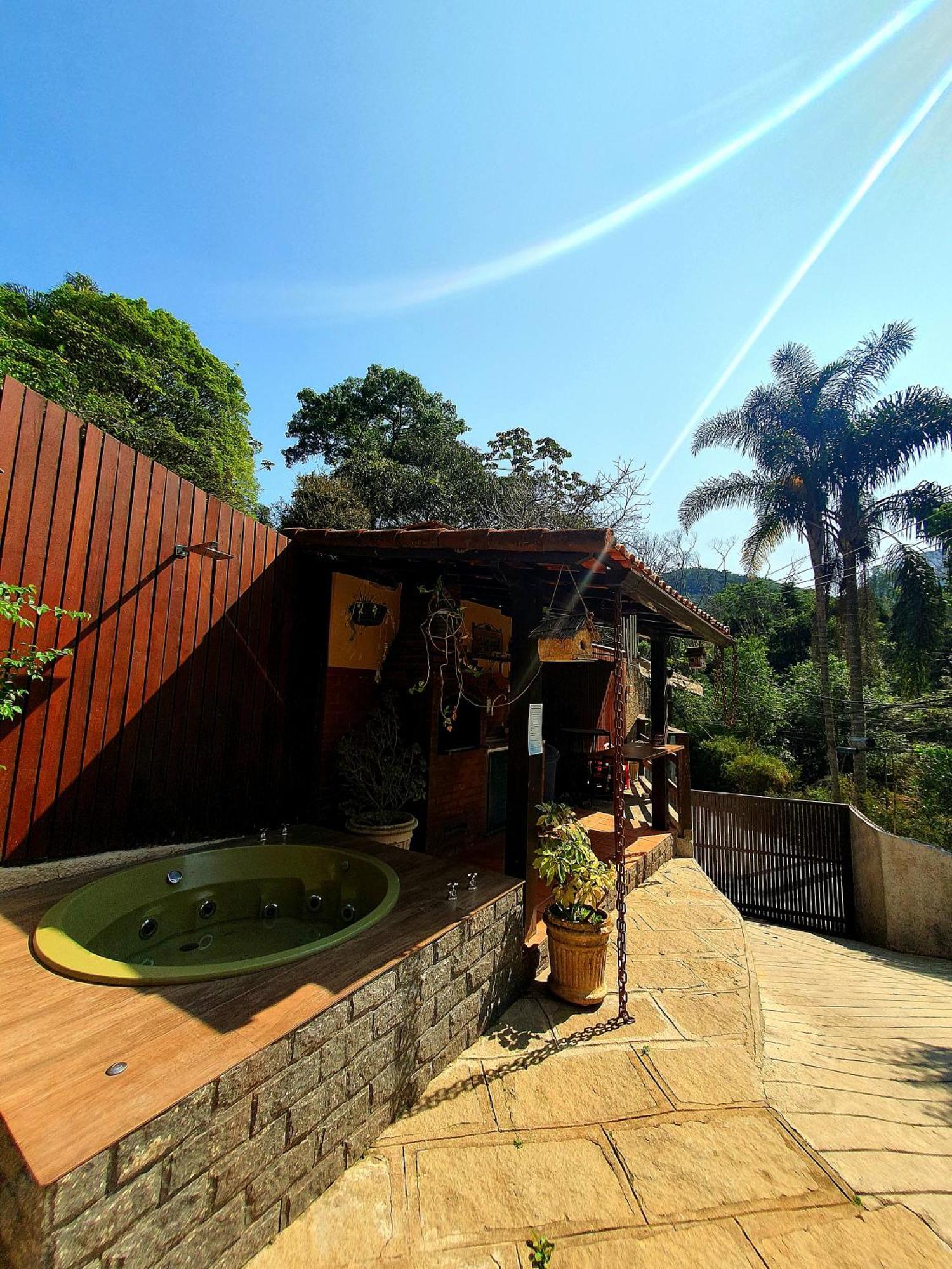 Aconchego De Itaipava - Casa De 3 Quartos, Equipada, Area Kids, Jacuzzi, Pet Friendly, Churrasqueira, Em Meio A Natureza E Proximo Ao Centro Do Bairro Petrópolis Eksteriør bilde