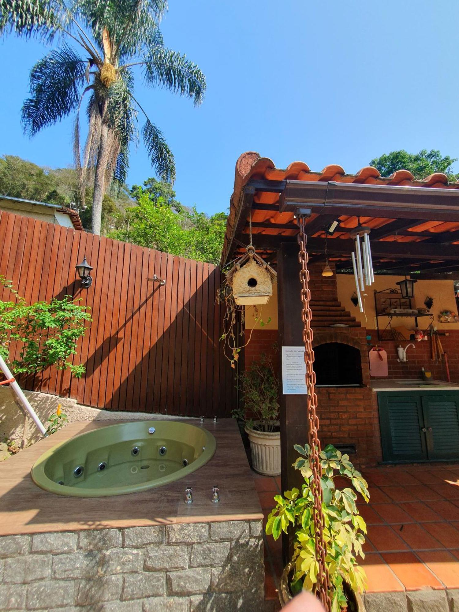Aconchego De Itaipava - Casa De 3 Quartos, Equipada, Area Kids, Jacuzzi, Pet Friendly, Churrasqueira, Em Meio A Natureza E Proximo Ao Centro Do Bairro Petrópolis Eksteriør bilde