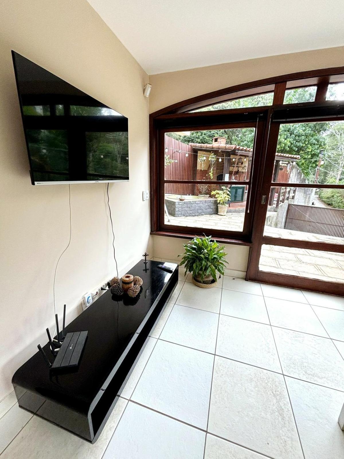 Aconchego De Itaipava - Casa De 3 Quartos, Equipada, Area Kids, Jacuzzi, Pet Friendly, Churrasqueira, Em Meio A Natureza E Proximo Ao Centro Do Bairro Petrópolis Eksteriør bilde